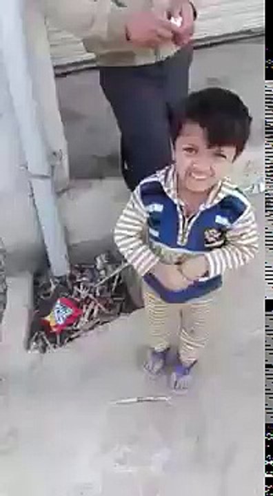 bacha punjab police ky hathy chad gea dekhen punjab police ka ik or karnama