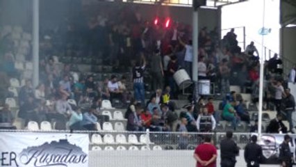 Bal'a Yükselme Maçında Bayrak Krizi Sahayı Karıştırdı