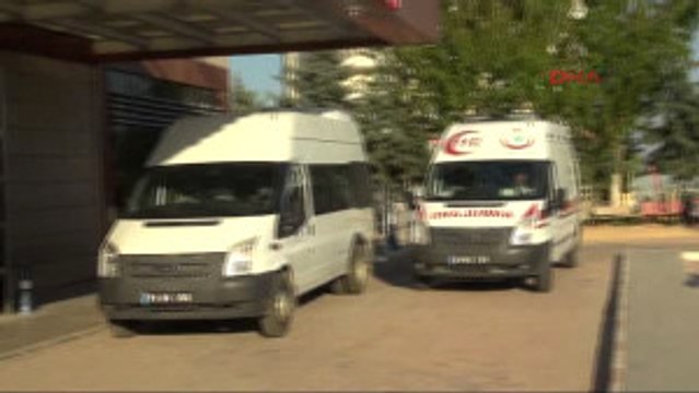 Kilis El Bab'da Yaralanan 2 Kişi Kilis'e Getirildi