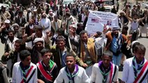 مسيرة من صنعاء الى الحديدة احتجاجا على الحرب  في اليمن