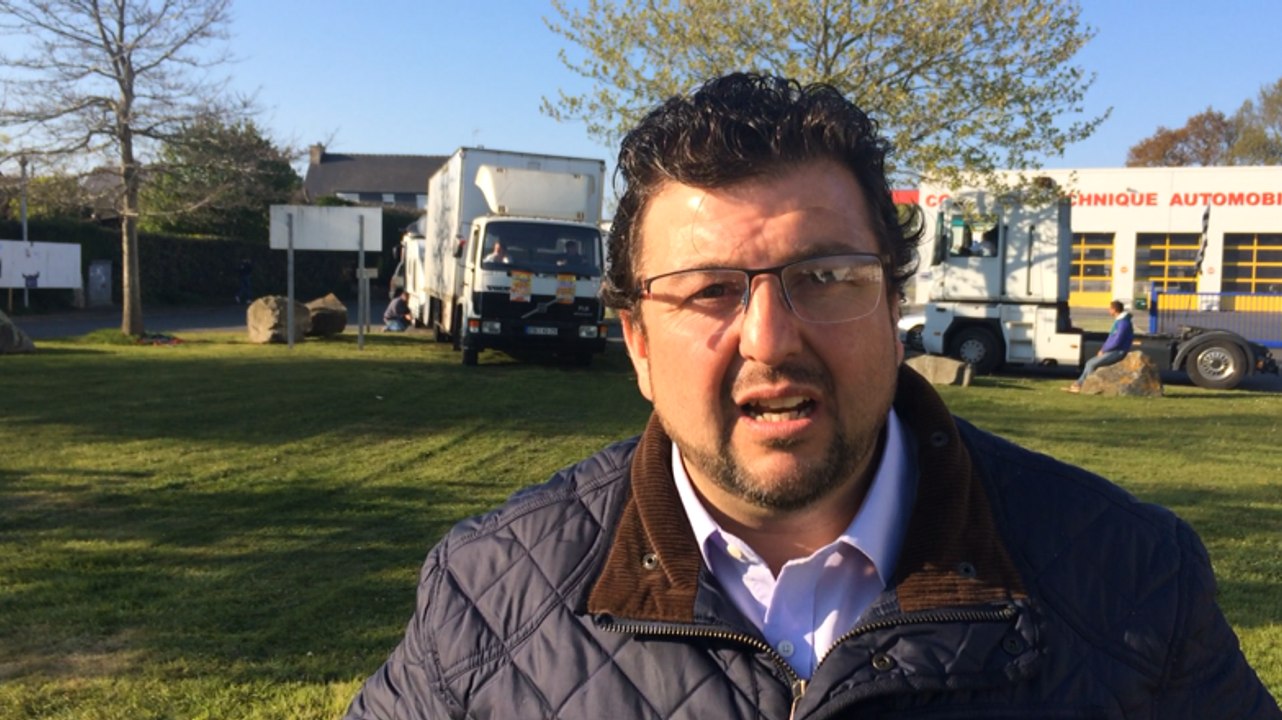 Les forains s'installent au Quartier des jardins