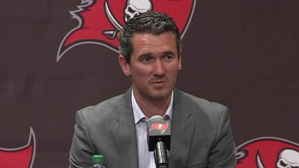 How does 'Hard Knocks' capture all of its footage?