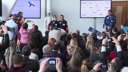 Eine Kampfjetpilotin und eine Meteorologin sollen ins All