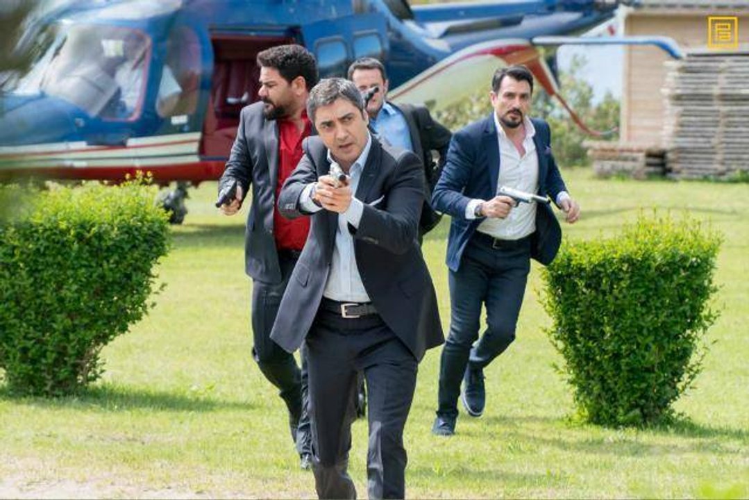 مسلسل وادي الذئاب الجـزء الحادي عشر الحلقة 1 كاملة