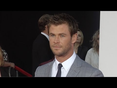 Chris Hemsworth Avengers Age of Ultron World Premiere Red Carpet