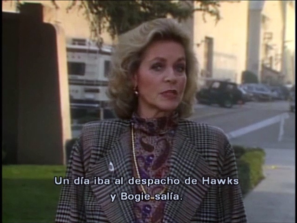 Lauren Bacall recuerda "Tener y no tener" (Lauren Bacall remembers "To Have and Have Not")