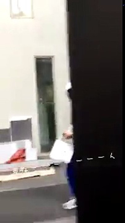 [Fancam] 20170330 Jung Yong Hwa at FNC