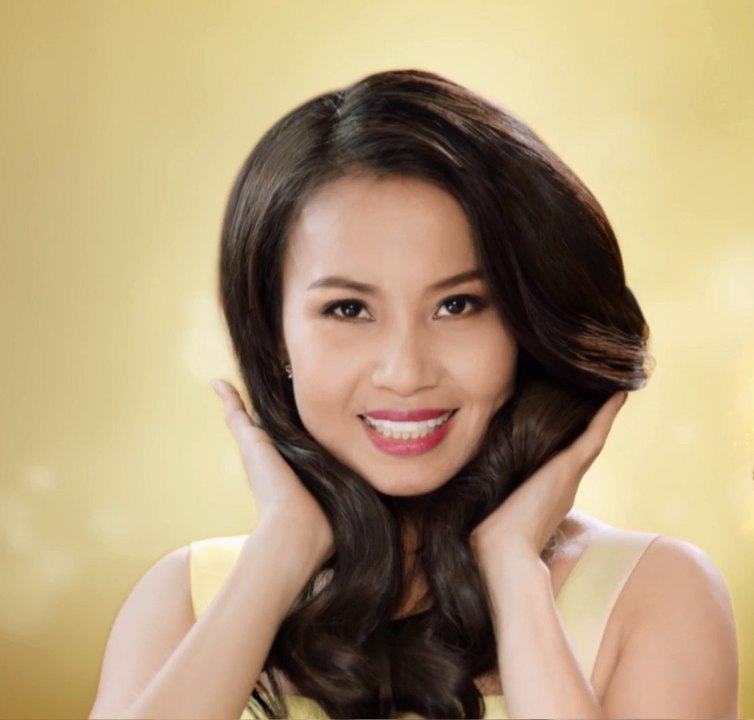 Ca Sĩ Cẩm Ly (Megumi, tóc dày bồng bềnh mãi thôi )