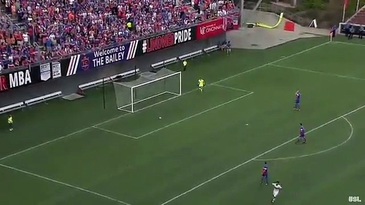 Marcel Schäfer Long Range Stunner vs FC Cincinnati (0-1)
