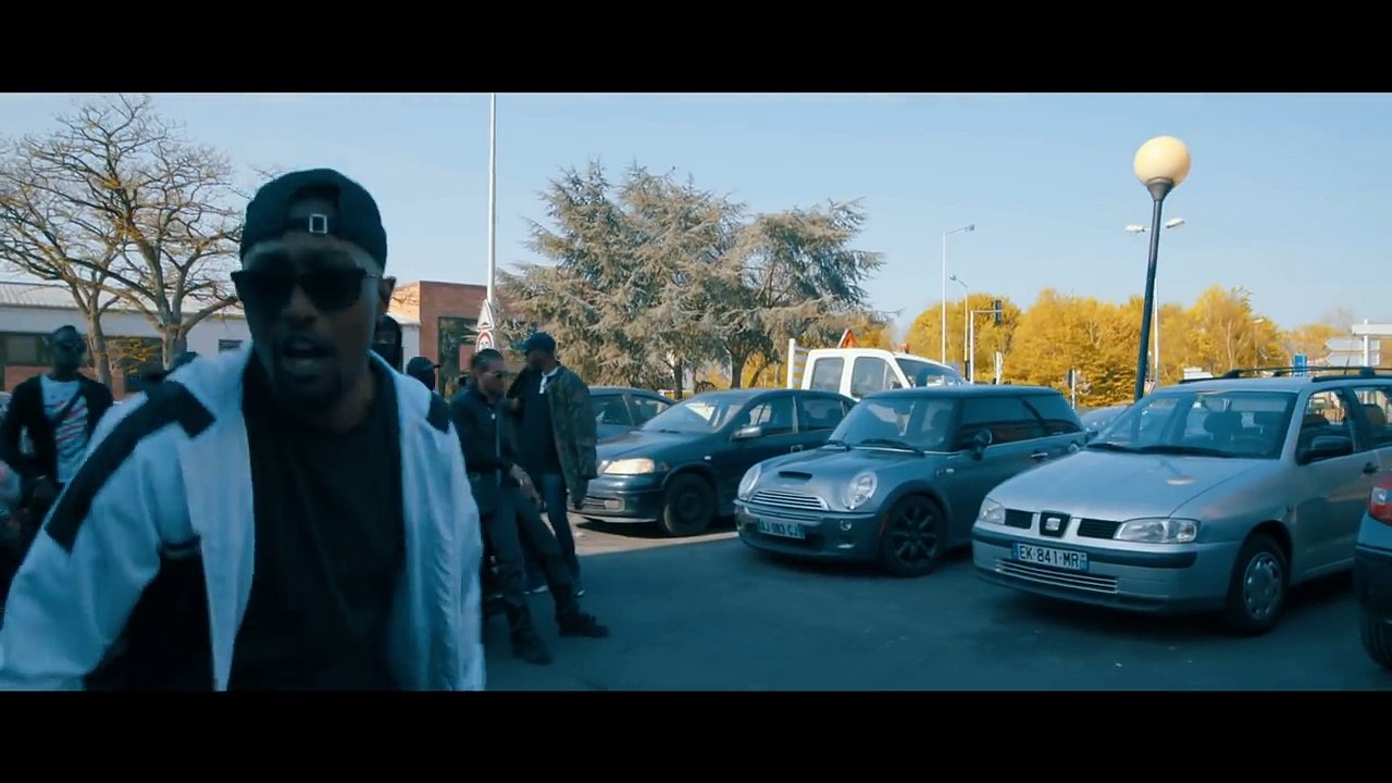 COMS - GANG FEAT BRICI