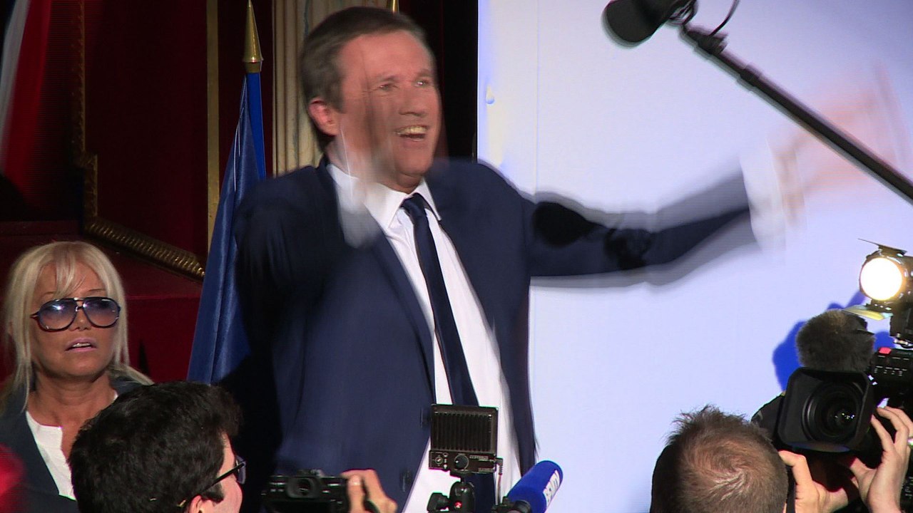 Dupont-Aignan contre le bulletin blanc ou le vote "utile"