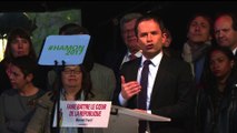 France : A République, Hamon appelle les 
