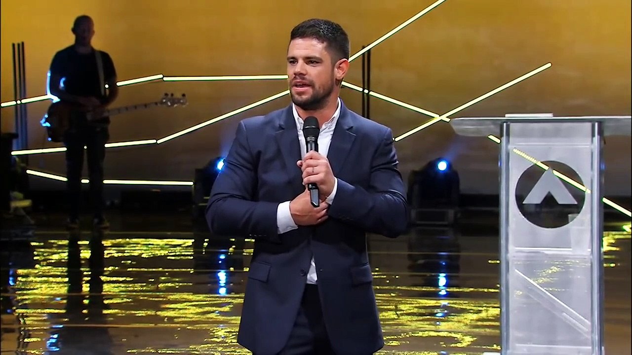 BRAVE THE WAVES - Pastor Steven Furtick