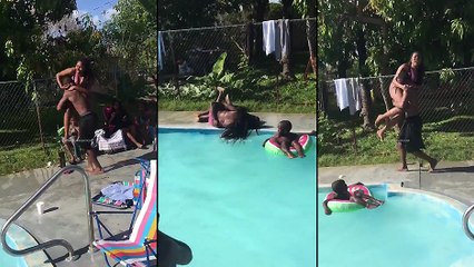 Une jeune femme se fait jeter dans une piscine