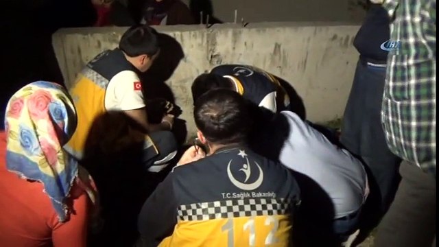 Yanan evde Çocuklarını Göremeyince Baygınlık Geçirdi