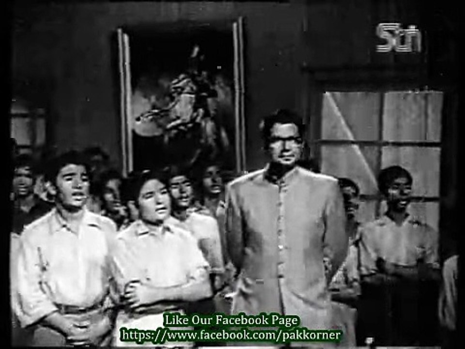 yoo di humain azadi k dunia hy heeran|best national old mili naghma| ay quaid e azam tera ehsan hy ehsan