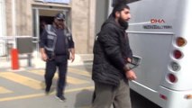 Izmir Deaş Operasyonunda Gözaltına Alınanlar Adliyede