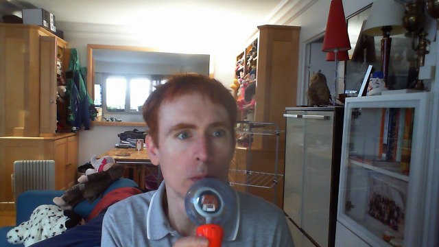 Wiwi égratigne don't bother me des Beatles