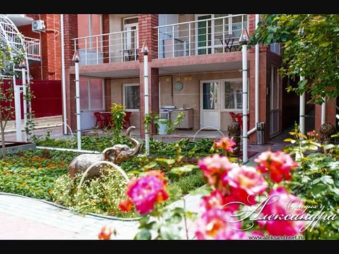 Снять жилье в Геленджике гостиница у моря +7(918)487-40-50