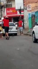 Motociclista reage a assalto e coloca os dois bandidos para correr