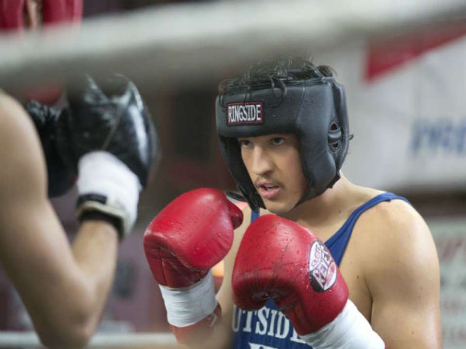 Bleed for This: Trailer HD VO st bil