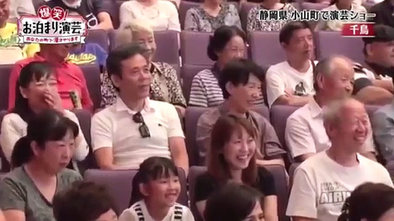 【千鳥の漫才③】スポーツカーの信号待ち