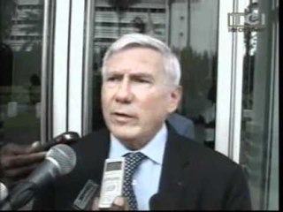 Le 1er Ministre a reçu l'ambassadeur de France et des représentants d'associations humanitaires