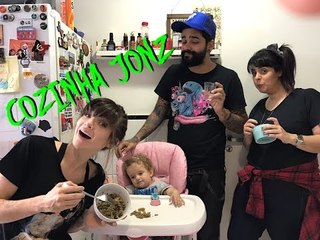 O QUE A GENTE COME? - KAREN JONZ, LUCAS SILVEIRA, SKY E CAROL