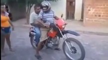 Amazing FUNNY Falls Motordscycles 2017 funny videos for kids