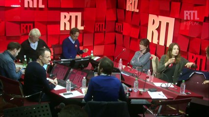 Descargar video: Chantal Lauby et Julia Piaton sont les invitées de Stéphane Bern dans A La Bonne Heure