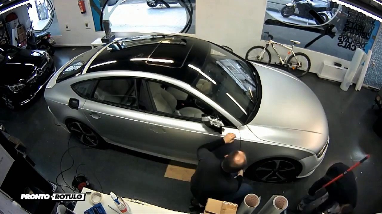 Un Audi A7 en Gris Plata Metalizado Mate con interiores - Car Wrapping by Pronto Rotulo