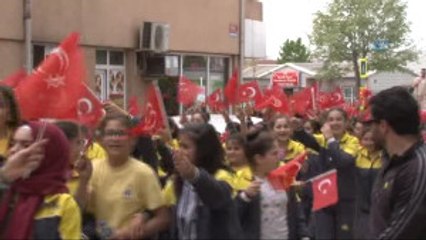 Dünya Çocukları Pendik'te 23 Nisan İçin Buluştu