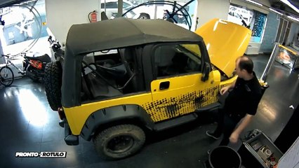 Impresionante cómo quedó este Jeep en Gris Antracita Mate by Pronto Rotulo