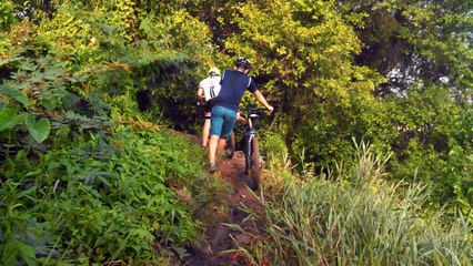 0ffroad An Phu Dong, Quan 12, Ho Chi Minh, Viet Nam part 4