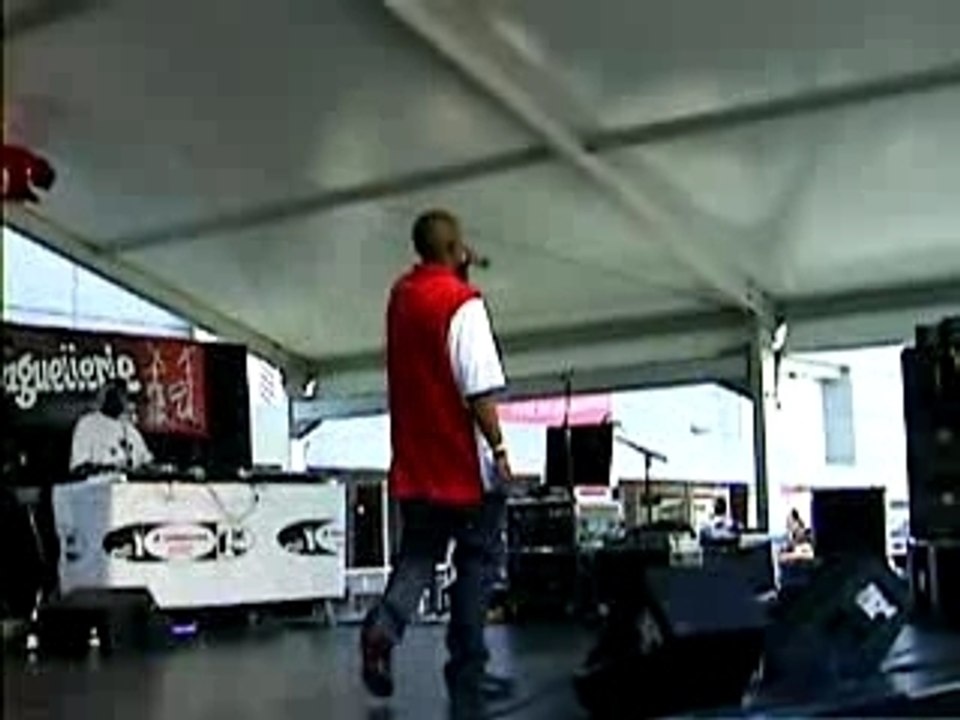 TEDY BLOW Live