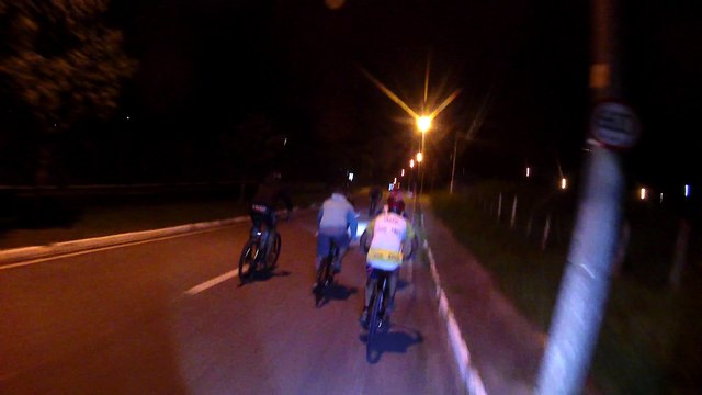63, Night Biker, Taubaté, 63 amigos, Pedal Noturno, 32 km, Taubaté, SP, Brasil, Marcelo Ambrogi, amigos, família, pedaladas noturnas
