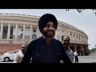 Descargar video: Navjot Singh Sidhu resigns from Rajya Shabha, may join AAP | Oneindia News