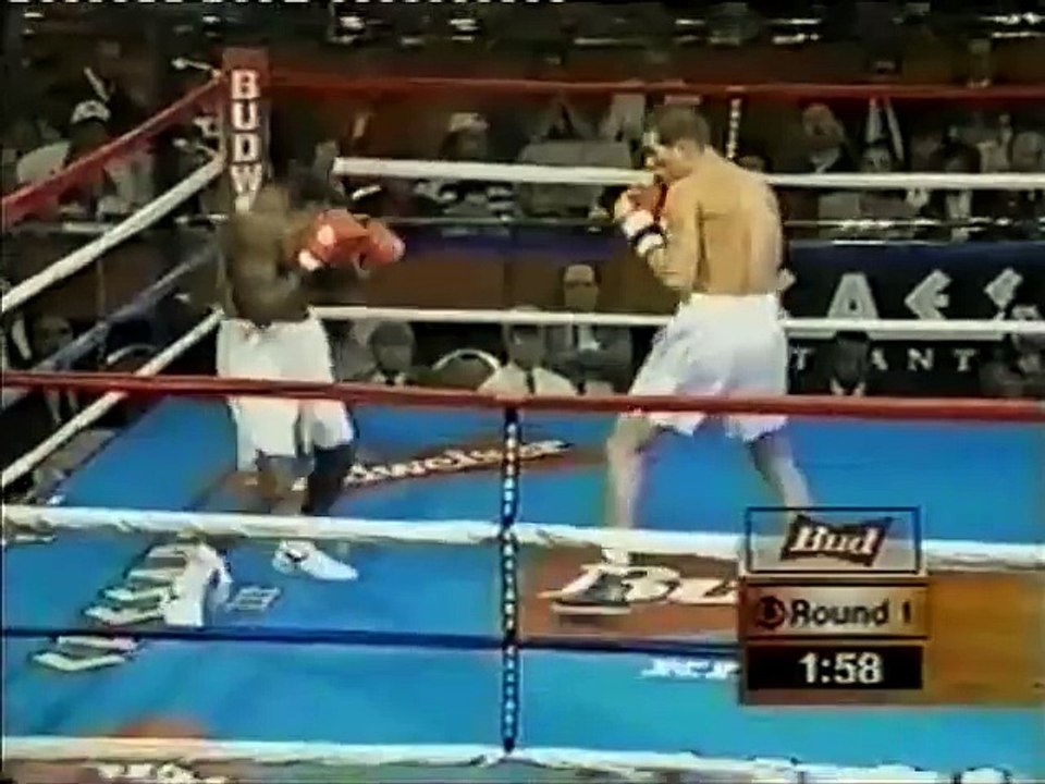 Arturo Gatti vs Calvin Grove by MMA BOXING MUAY THAI (2)