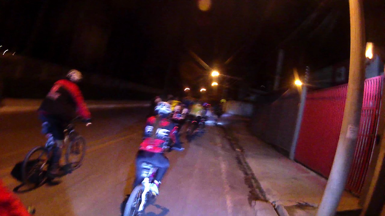 63, Night Biker, Taubaté, 63 amigos, Pedal Noturno, 32 km, Taubaté, SP, Brasil, Marcelo Ambrogi, amigos, família, pedaladas noturnas