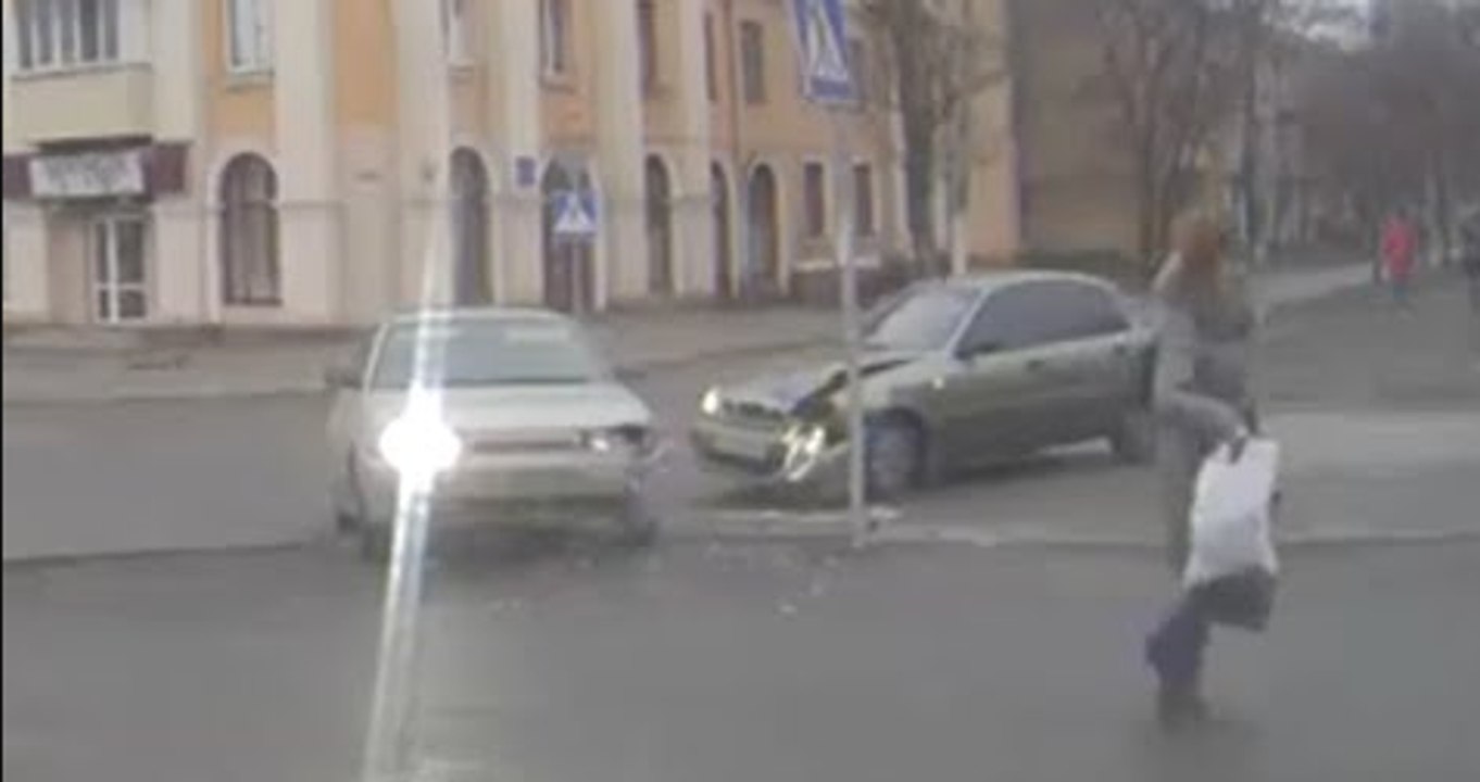 Car Accidents Compilation December 2014 (5)
