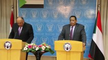 Sudan Dışişleri Bakanı Gandur, Mısırlı Mevkidaşı Şükri Ile Ortak Basın Toplantısı Düzenledi
