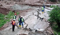 Bartın'da 17 köye ulaşım sağlanan yol çöktü