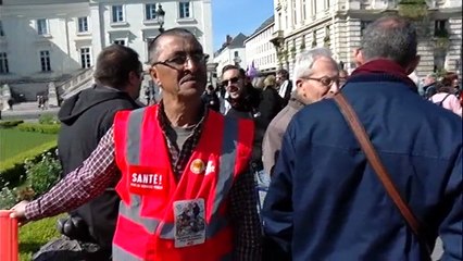 A LA UNE Grève et pétition contre la suppression de 400 postes au CHU de Tours