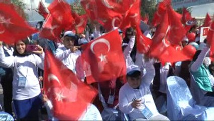 Dünya Yetimleri Sultangazi'den Dünyaya Barış Mesajları Verdi