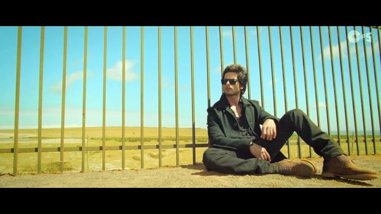 Mere Bina Tu - Phata Poster Nikhla Hero - Shahid Kapoor & Ileana D'Cruz - Rahat Fateh Ali Khan - YouTube