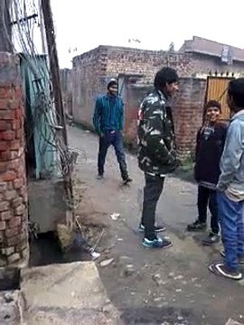 The guy gets shocked - bad wiring job ? or Happens all the time