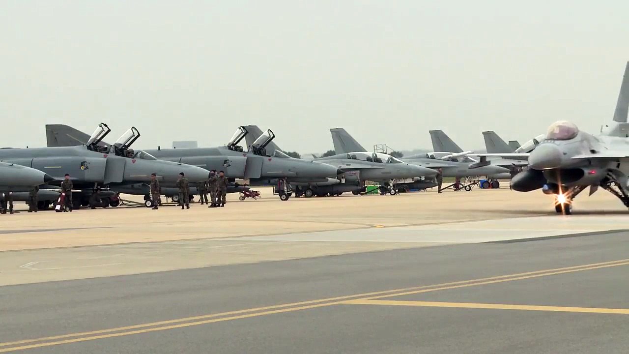 Breaking News - U S & South Korea Kick Off Massive Air Combat Exercise MAX THUND