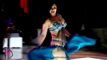 CUTE ARABIAN LADY DANCE--FULL HD