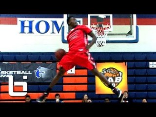 6'2 Kwe Parker's AMAZING Leaping Abiltity! Gets ENTIRE Head Over Rim!