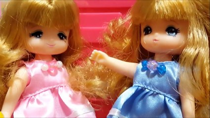 リカちゃん おおきなようちえん お世話ごっこ かくれんぼしようLicca-chan play in a big kindergarten
